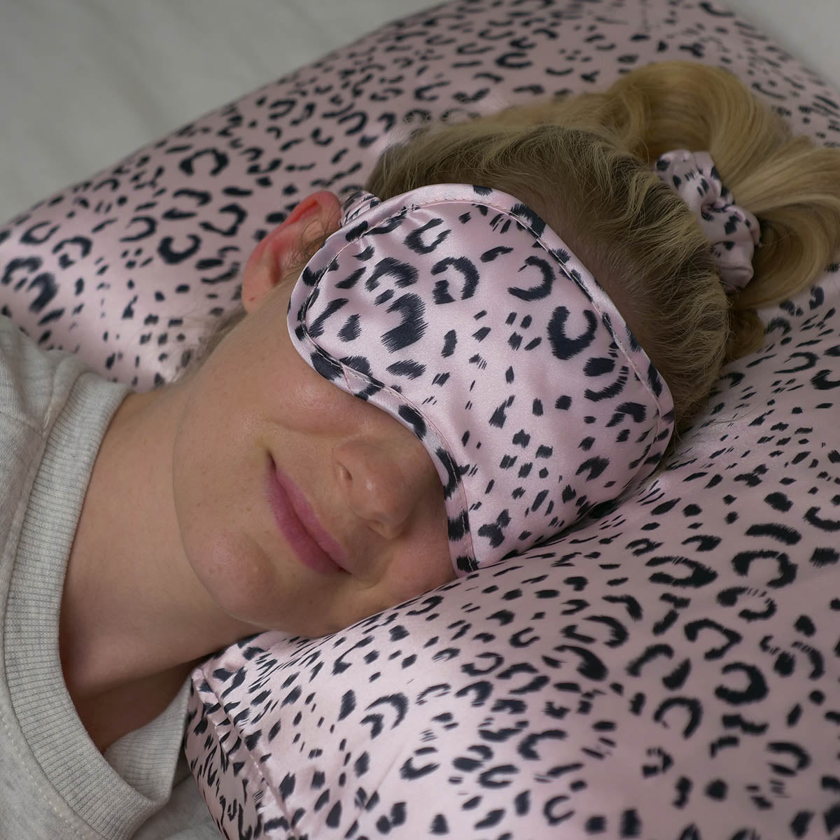 Beauty Sleep Satin Set leopard
